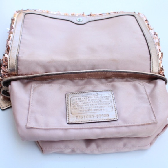 Coach limited edition sequin wristlet - Picture 8 of 14